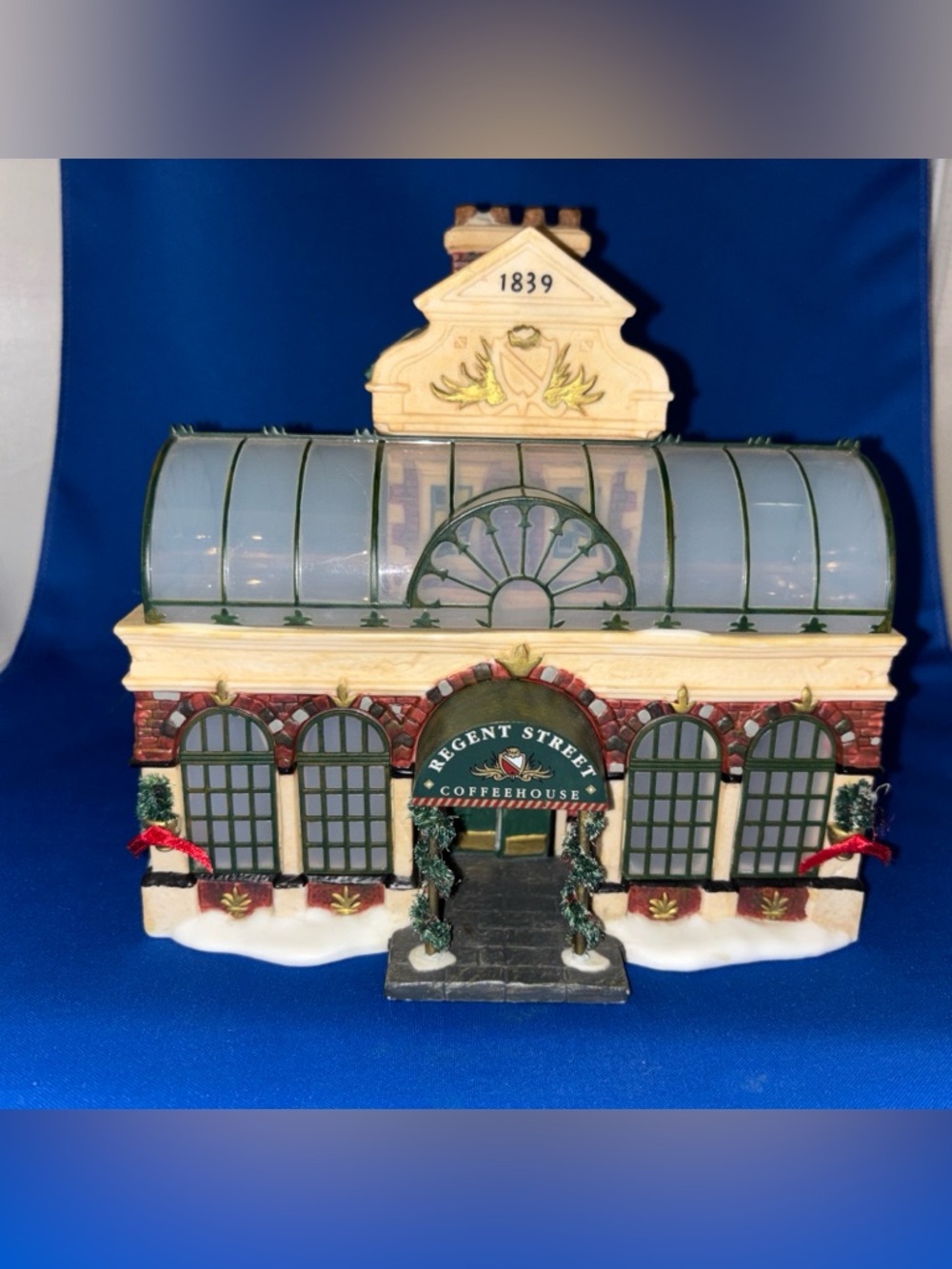 Department 56 Regent Street Coffeehouse - Green and Cream